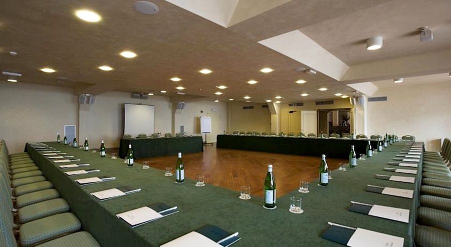 Unahotels Poggio Dei Medici Toscana Scarperia Dış mekan fotoğraf